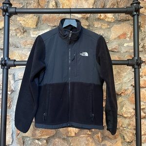 Black northface jacket
